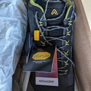 Asolo Eldo Sneakers. Size 11 color graphite/green